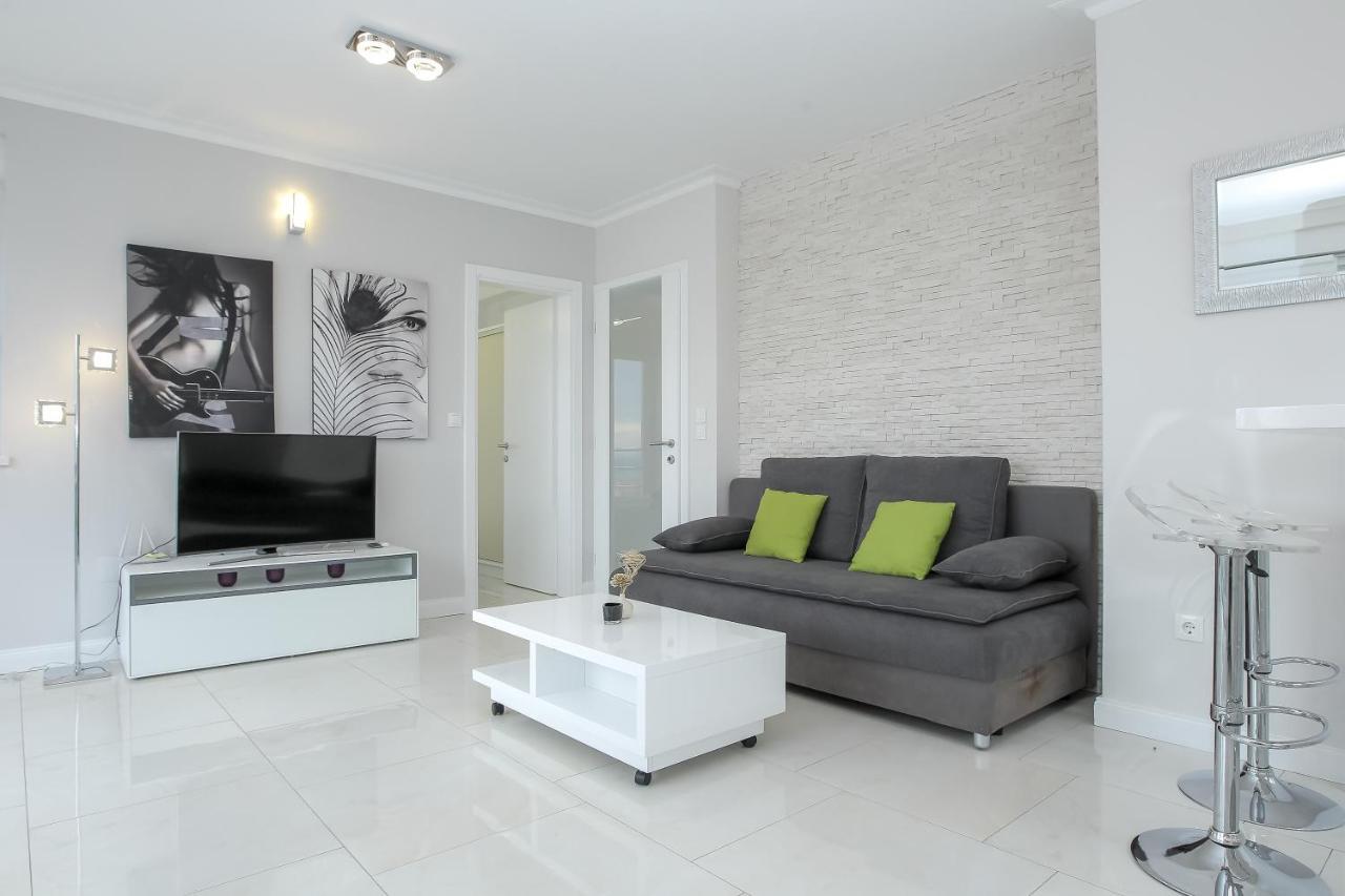 Apartments Tomana Novalja Extérieur photo